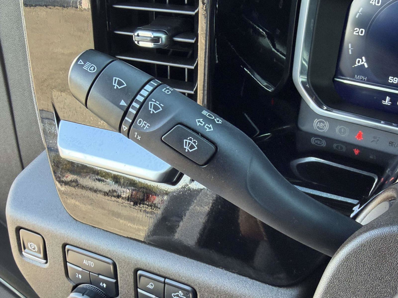 Used 2023 Chevrolet Silverado 1500 LTZ w/ LTZ Premium Package AWD/4WD image 16