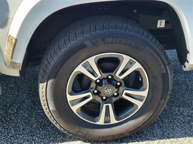Used 2018 Toyota Tacoma SR5 image 7