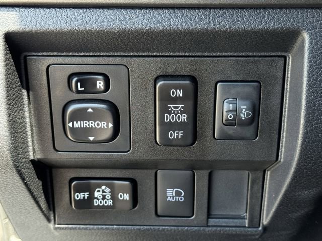 Used 2019 Toyota Tundra SR5 AWD/4WD image 24