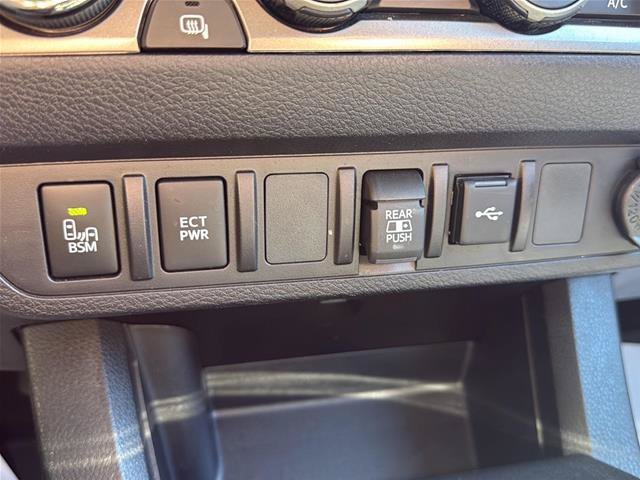 Used 2023 Toyota Tacoma SR5 w/ Technology Package AWD/4WD image 26