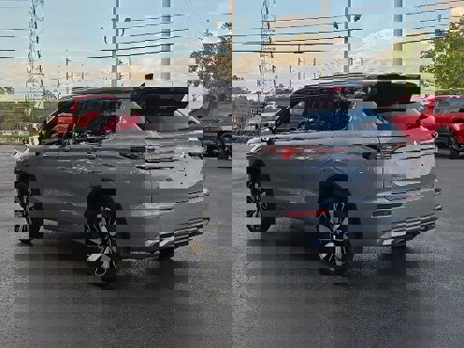 Used 2025 Mitsubishi Outlander SEL FWD image 6