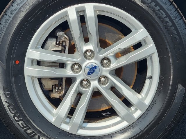 Certified 2023 Ford Explorer XLT w/ Equipment Group 202A AWD/4WD image 17