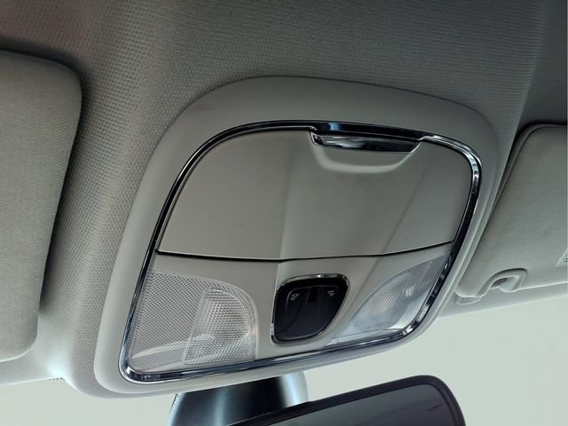 Used 2019 Jeep Cherokee Limited AWD/4WD image 25