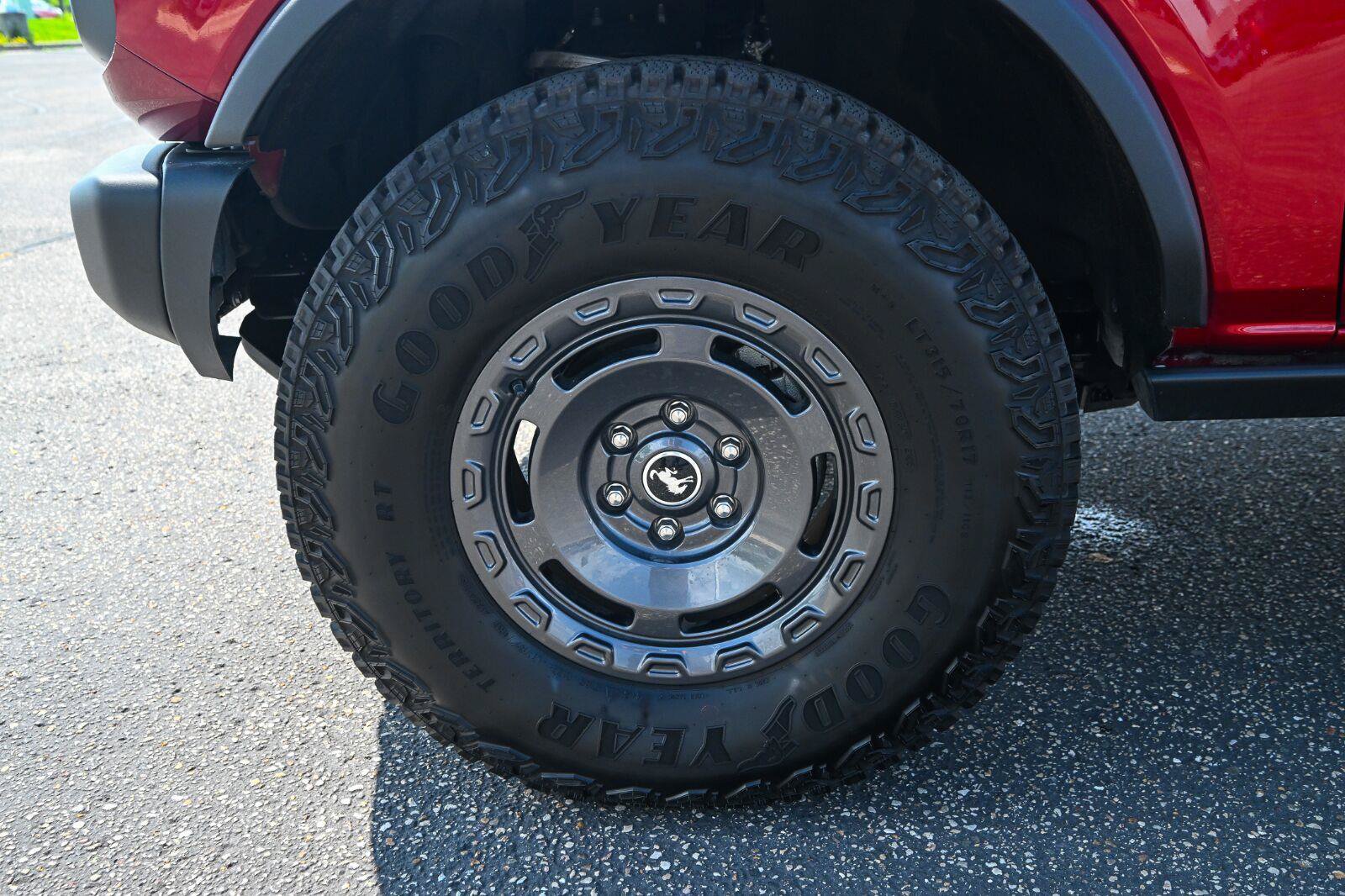 Certified 2025 Ford Bronco Badlands w/ Sasquatch Package AWD/4WD image 12