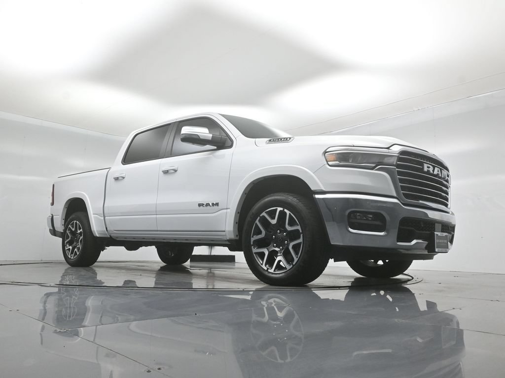 Used 2025 RAM 1500 Laramie AWD/4WD image 48