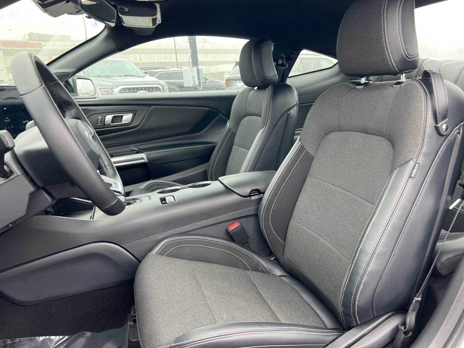 Certified 2025 Ford Mustang Coupe image 13