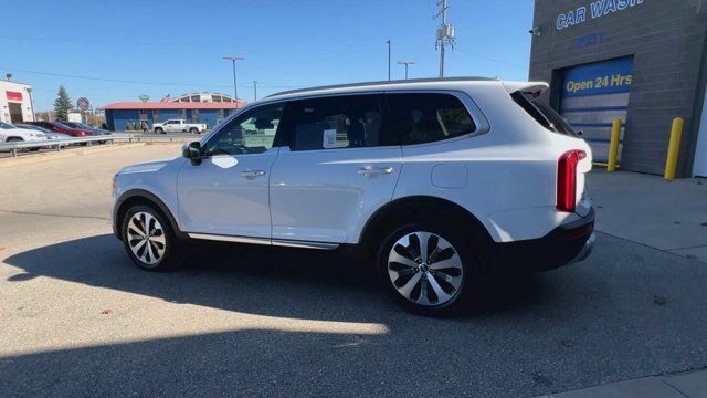 Used 2020 Kia Telluride S AWD/4WD image 6