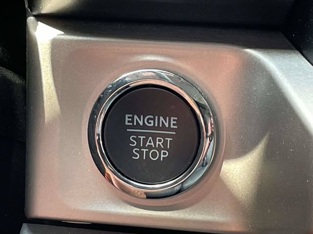 Certified 2025 Ford F350 XLT w/ Black Appearance Package AWD/4WD image 15