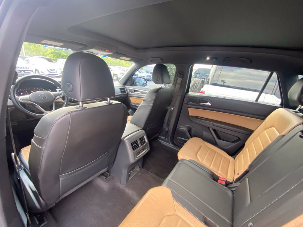 Used 2020 Volkswagen Atlas Cross Sport SEL Premium AWD/4WD image 23