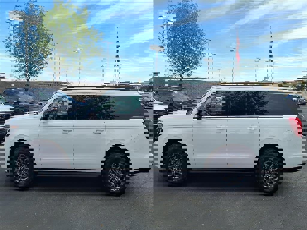 Certified 2025 Ford Expedition Max Active image 2
