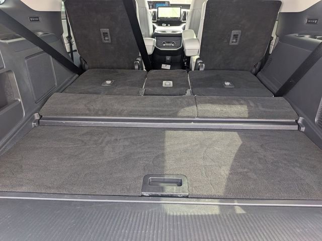 Certified 2025 Ford Expedition Platinum AWD/4WD image 30