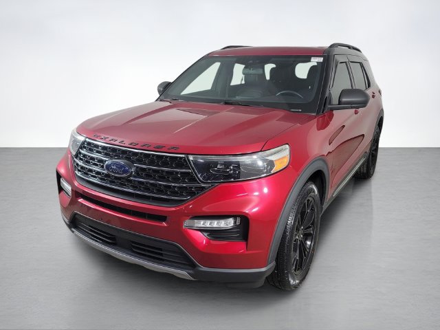 Certified 2020 Ford Explorer XLT w/ Equipment Group 202A AWD/4WD image 7
