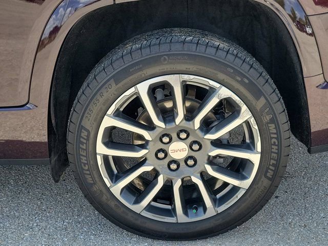 Used 2021 GMC Acadia Denali w/ Denali Technology Package FWD image 10