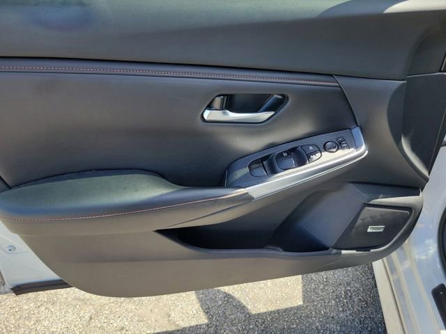 Used 2021 Nissan Sentra SR w/ SR Premium Package FWD image 16