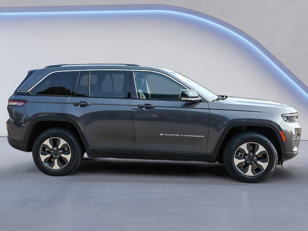 Used 2022 Jeep Grand Cherokee Limited 4xe AWD/4WD image 9