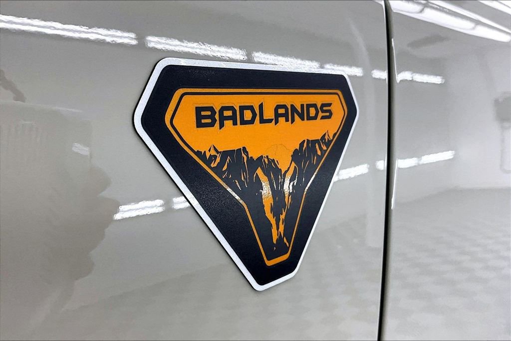 Certified 2025 Ford Bronco Badlands AWD/4WD image 8
