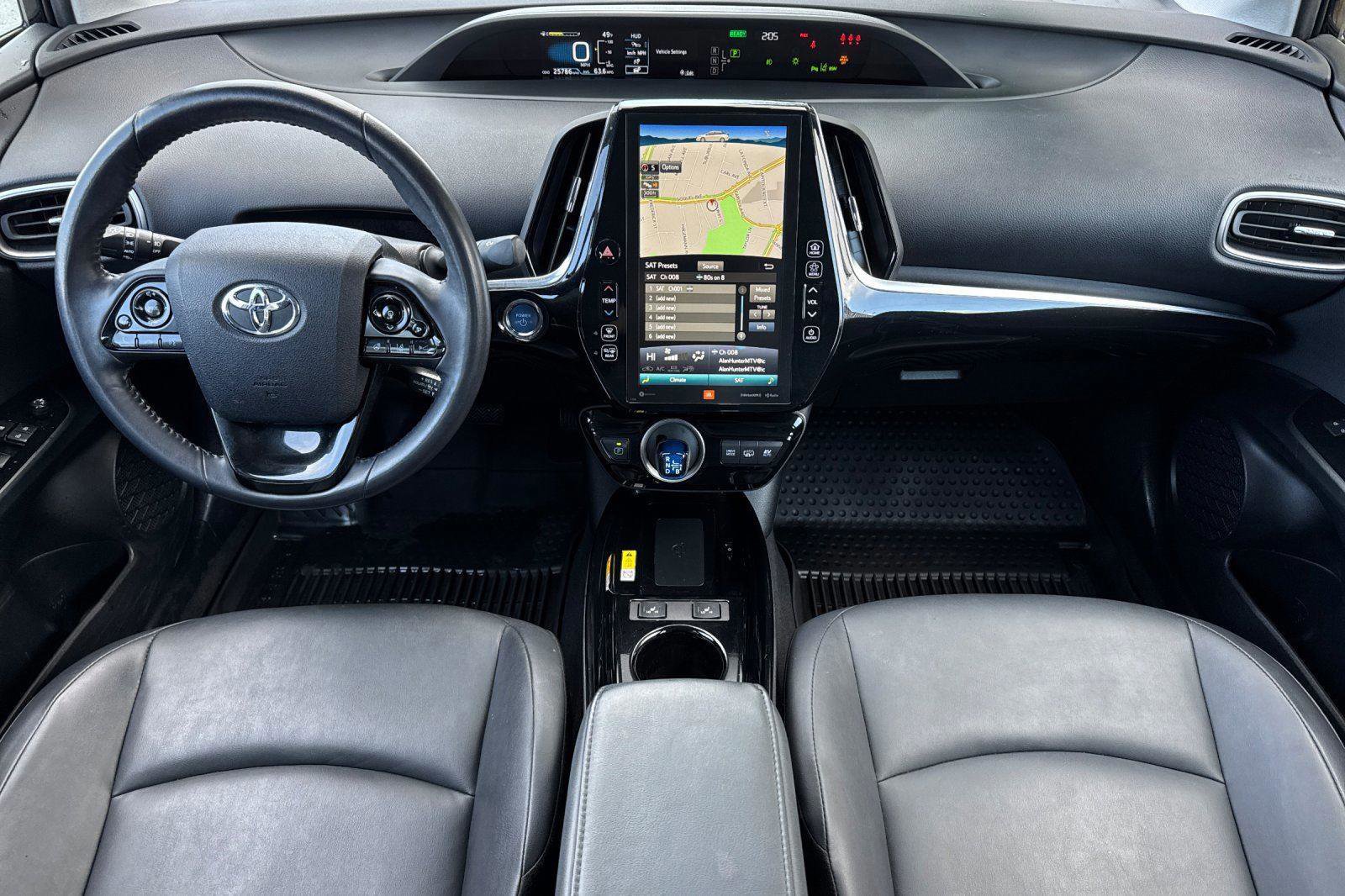 Used 2022 Toyota Prius Prime Limited image 10