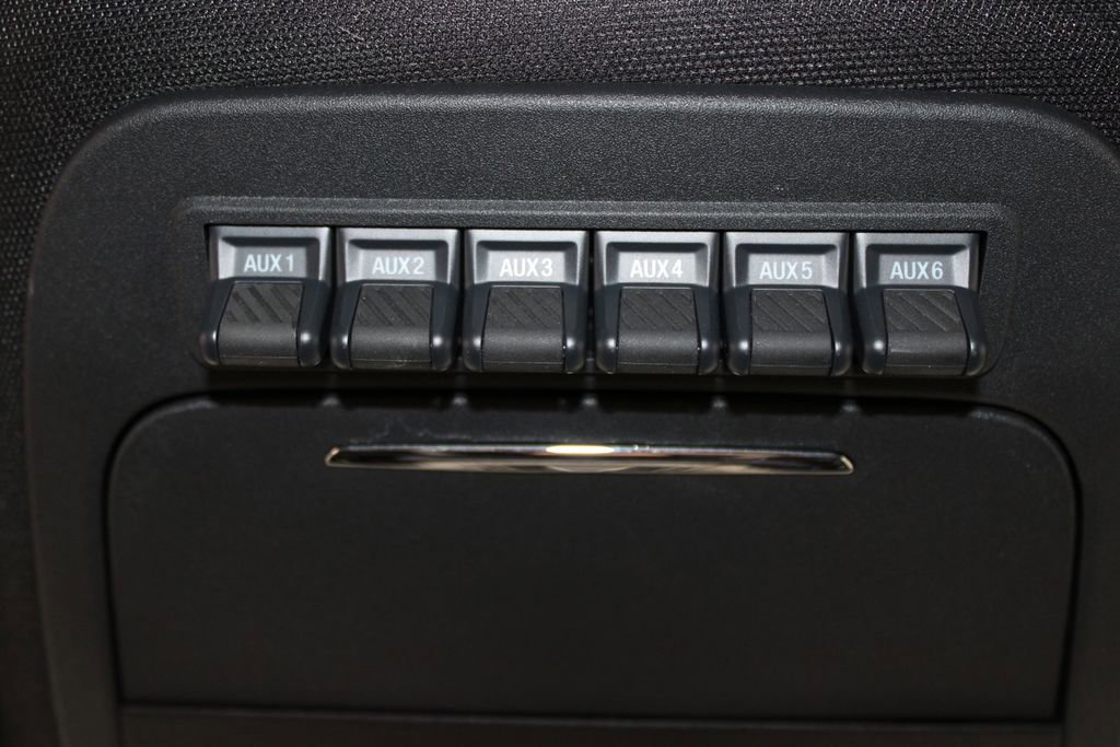 Certified 2025 Ford F350 Platinum image 60