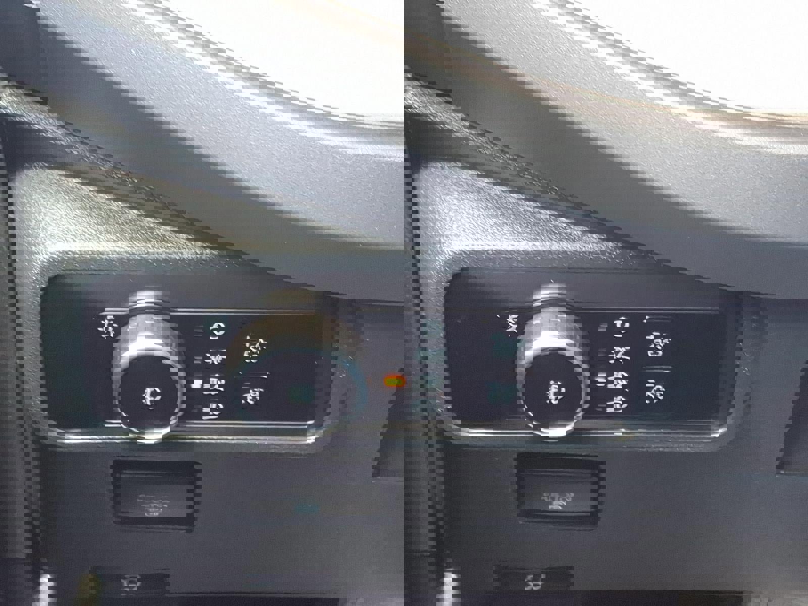 Certified 2025 Ford Bronco Outer Banks image 30