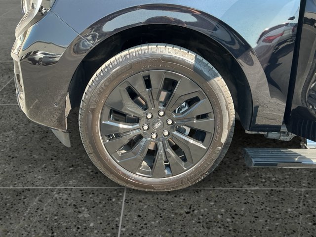 Certified 2025 Ford Expedition Max Platinum w/ Stealth Appearance Package AWD/4WD image 14