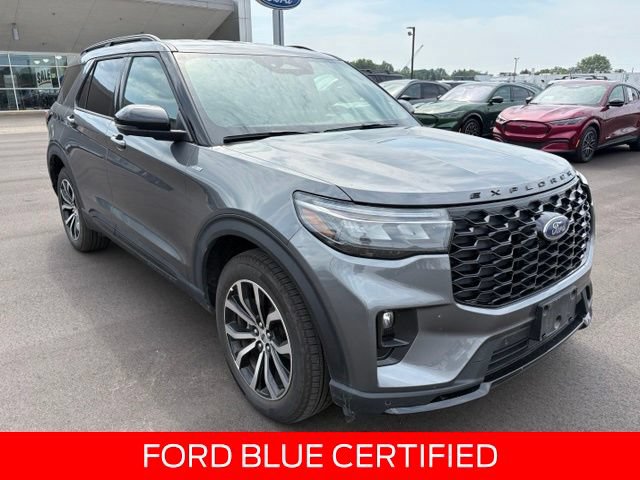 Certified 2026 Ford Explorer ST-Line AWD/4WD image 9