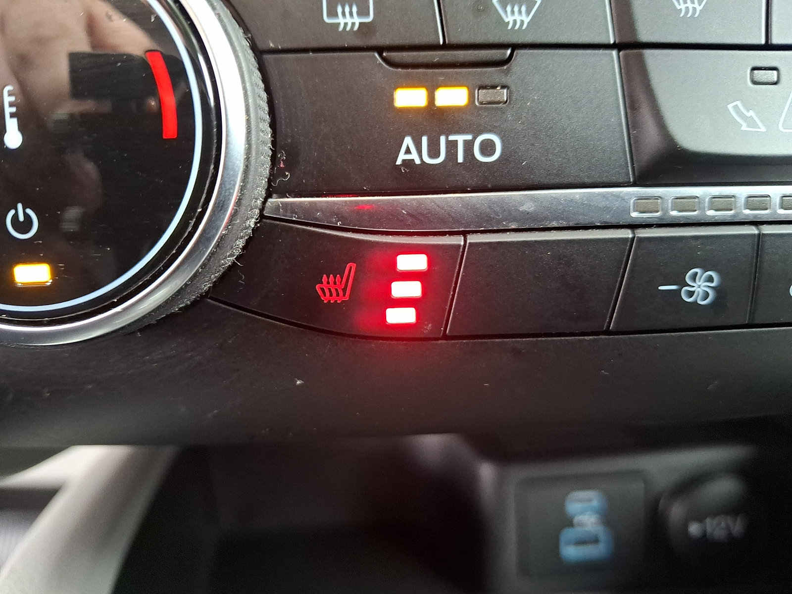 Certified 2023 Ford Escape Active AWD/4WD image 26