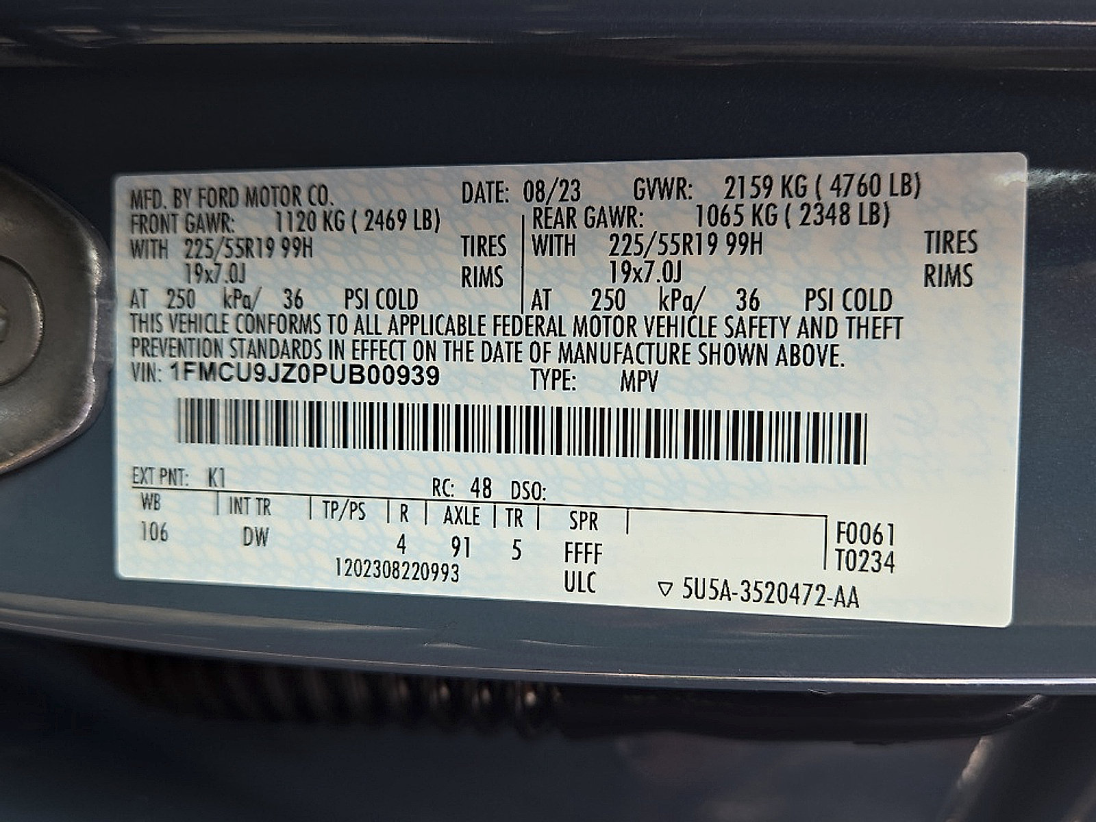 Certified 2023 Ford Escape Platinum w/ Premium Technology Package AWD/4WD image 25