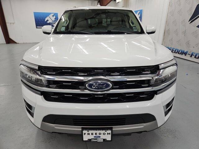 Certified 2022 Ford Expedition Max Limited AWD/4WD image 3