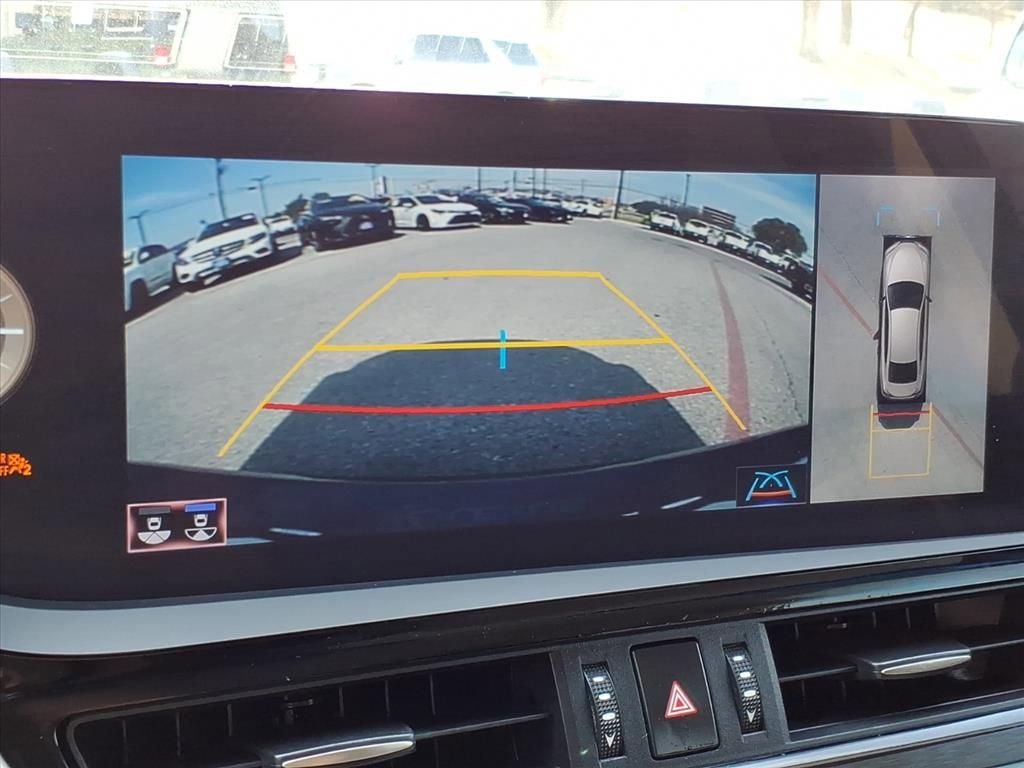 Used 2022 Lexus ES 300h Ultra Luxury w/ Accessory Package 2 image 27