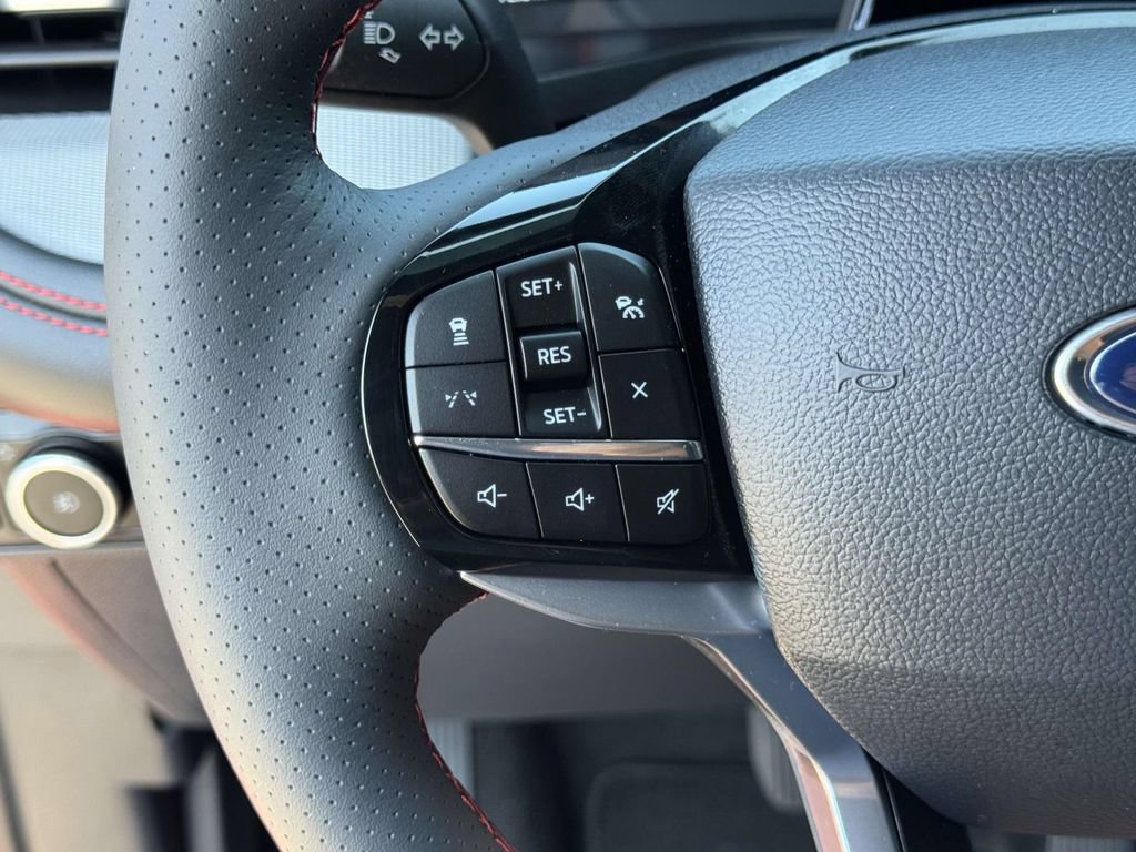 Certified 2025 Ford Explorer ST-Line RWD image 12