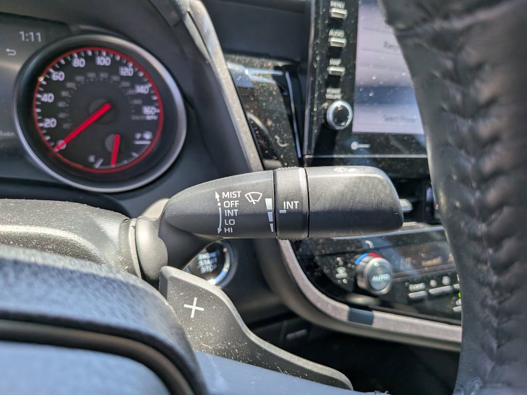 Used 2022 Toyota Camry XSE FWD image 32