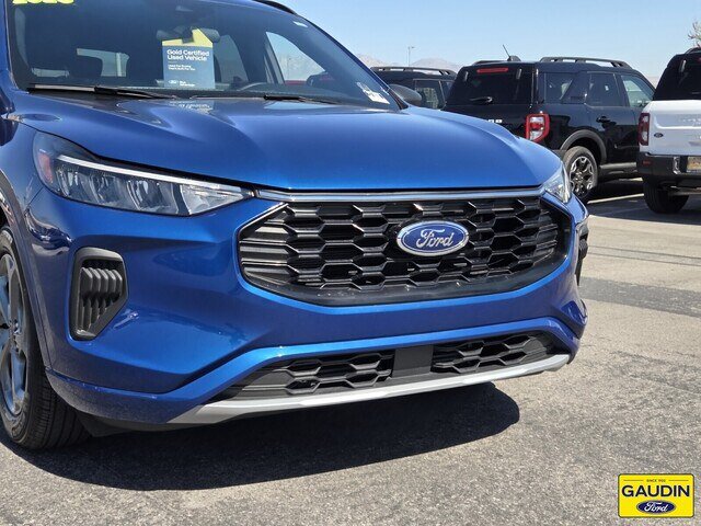 Certified 2023 Ford Escape ST-Line w/ Tech Pack #1 FWD image 2