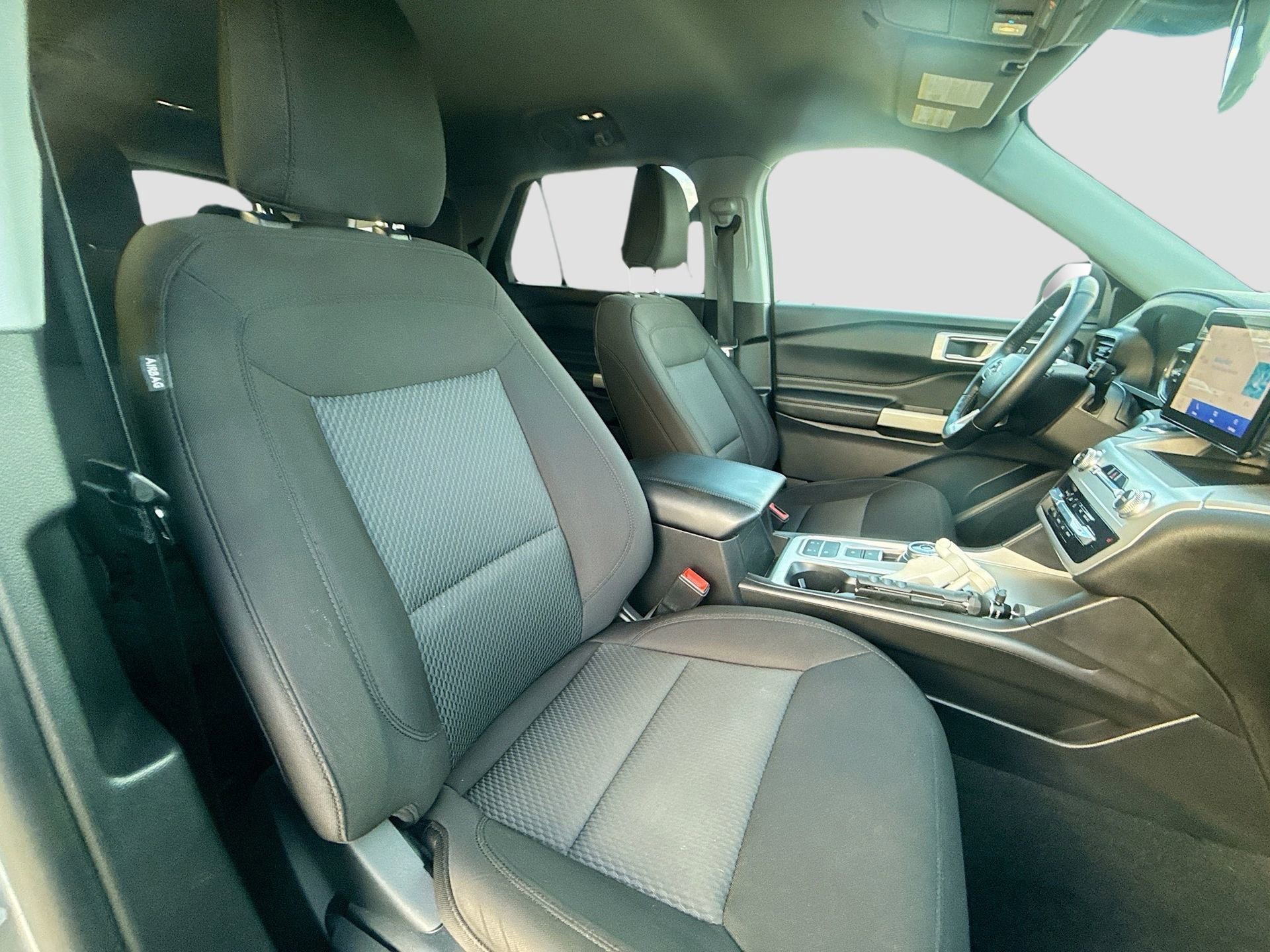 Certified 2022 Ford Explorer XLT image 26