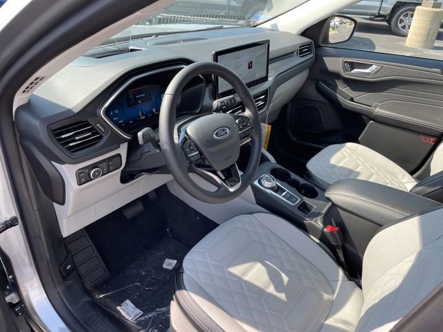 Certified 2024 Ford Escape Base w/ PHEV Premium Package image 10