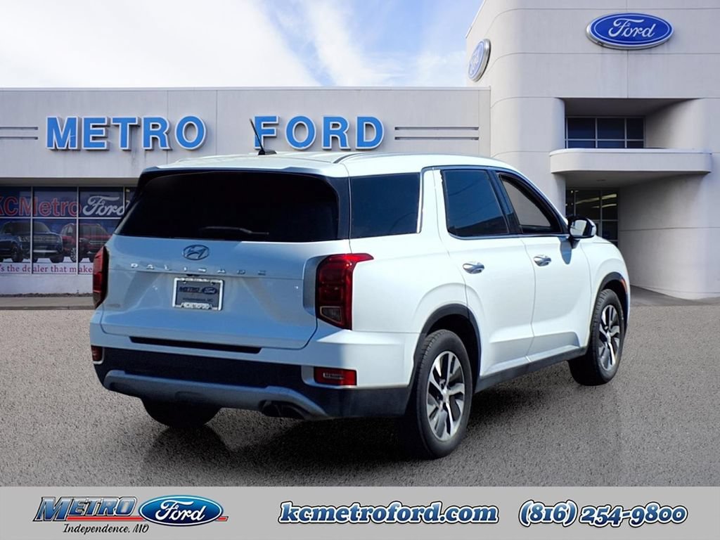 Used 2022 Hyundai Palisade SEL w/ Cargo Package FWD image 3
