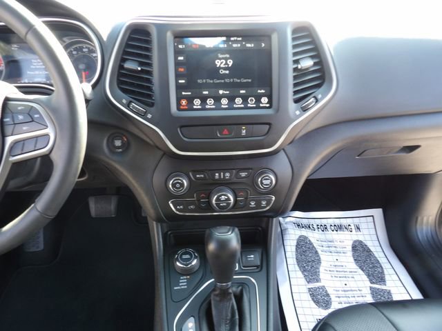 Used 2022 Jeep Cherokee Latitude Lux w/ Sun & Sound Group image 16