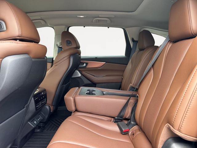 Used 2025 Acura MDX SH-AWD w/ Technology Package image 13