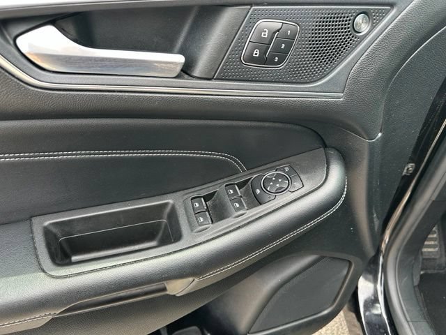 Certified 2022 Ford Edge Titanium AWD/4WD image 23