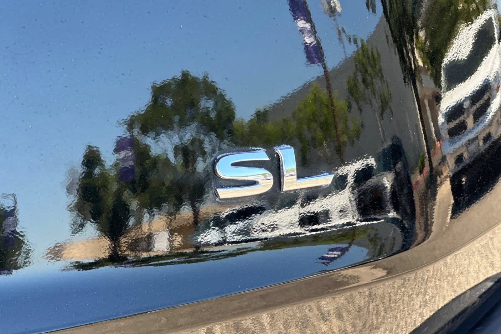 Used 2023 Nissan Rogue SL FWD image 28