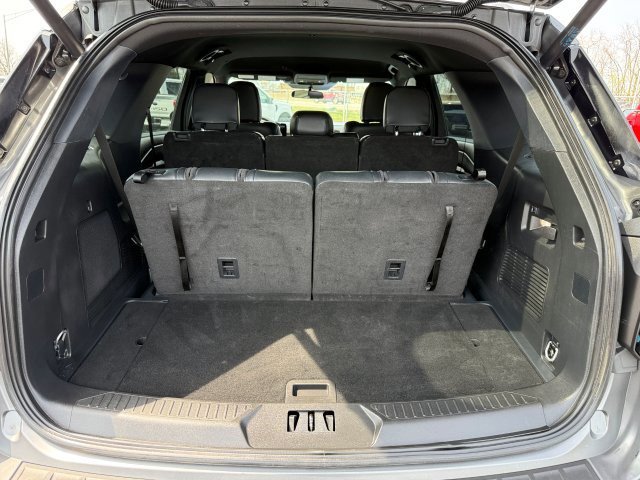 Certified 2025 Ford Explorer ST-Line w/ ST-Line Street Pack image 21