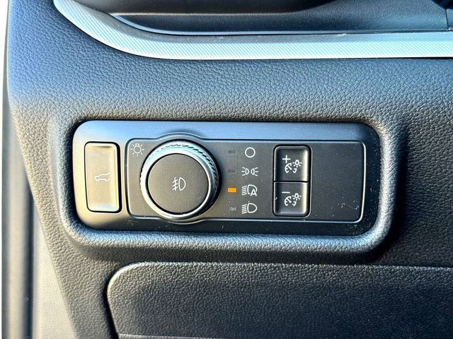 Certified 2020 Ford Explorer XLT w/ Equipment Group 202A image 14