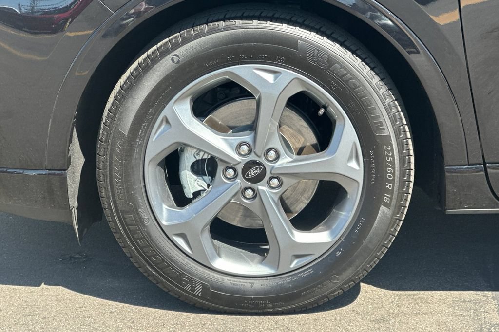Certified 2024 Ford Escape ST-Line w/ Equipment Group 301A FWD image 28