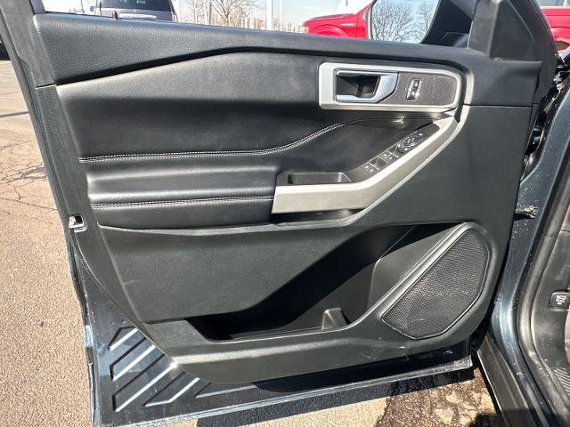 Certified 2023 Ford Explorer XLT w/ Equipment Group 202A image 29