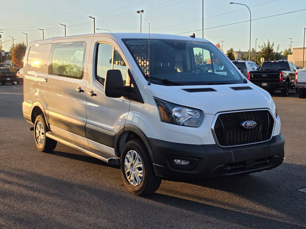 Certified 2025 Ford Transit 250 Low Roof w/ Exterior Upgrade Package RWD image 4