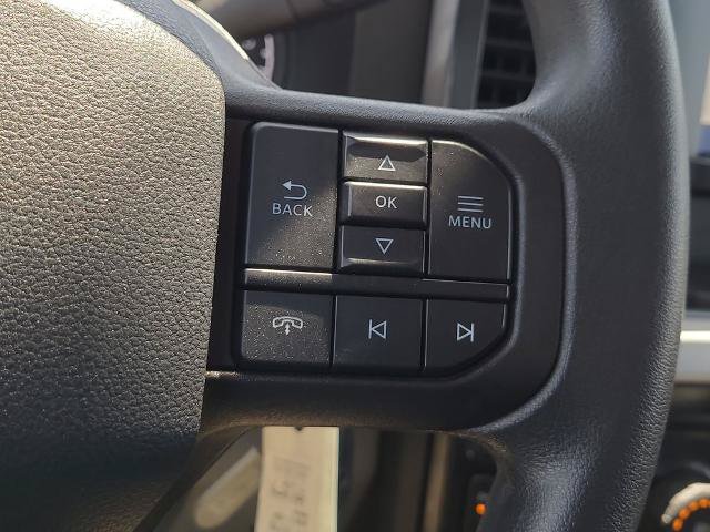 Certified 2025 Ford F250 4x4 Crew Cab Super Duty image 26