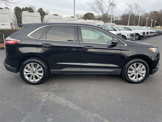 Certified 2022 Ford Edge Titanium image 36