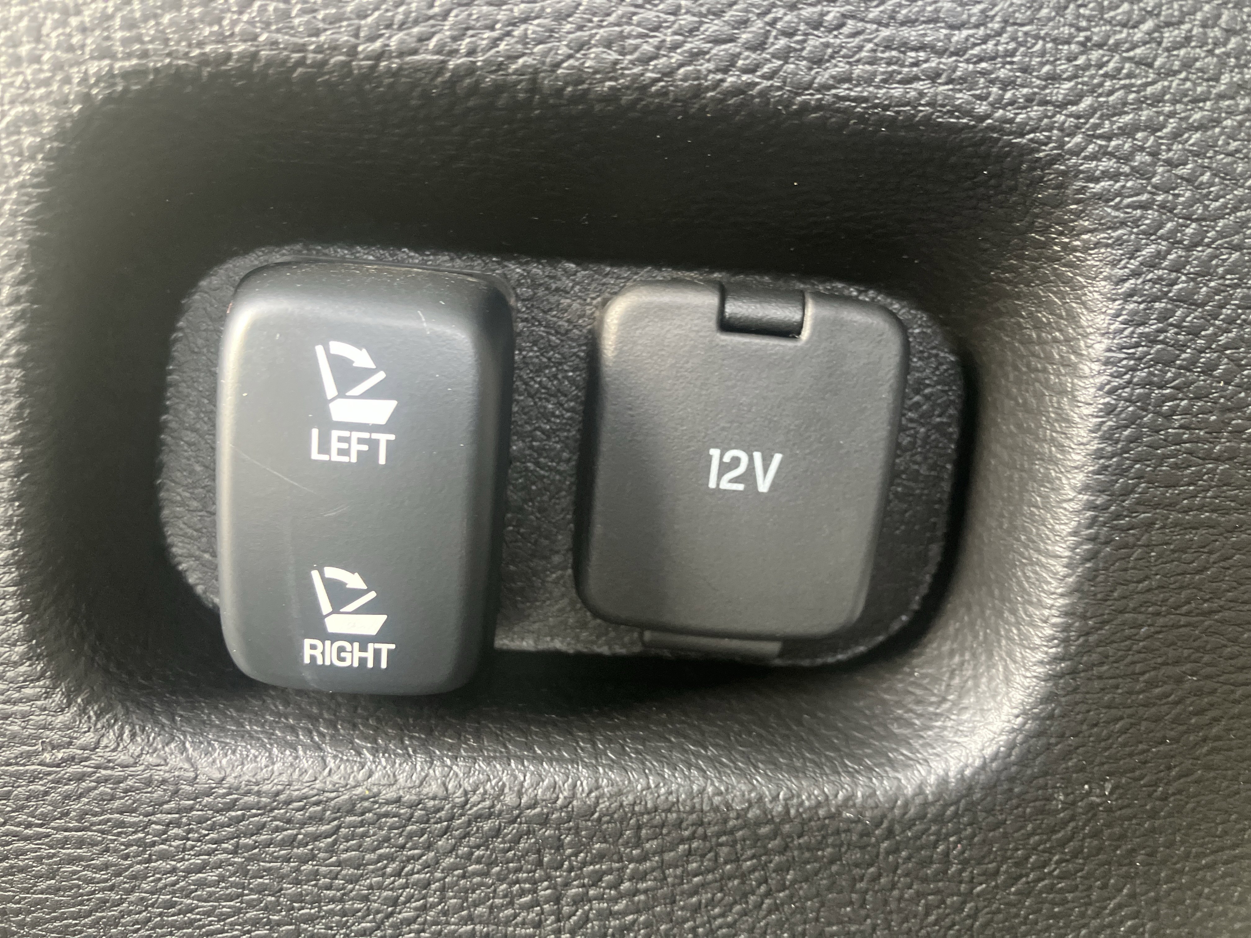 Certified 2024 Ford Edge SEL w/ Convenience Package AWD/4WD image 14
