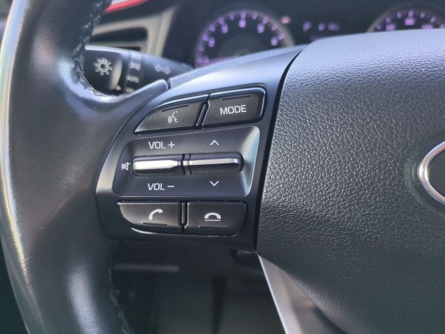 Used 2020 Hyundai Elantra Value Edition w/ Winter Weather Package FWD image 23