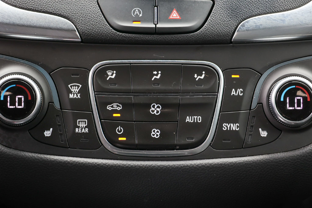Used 2022 Chevrolet Equinox LT FWD image 13