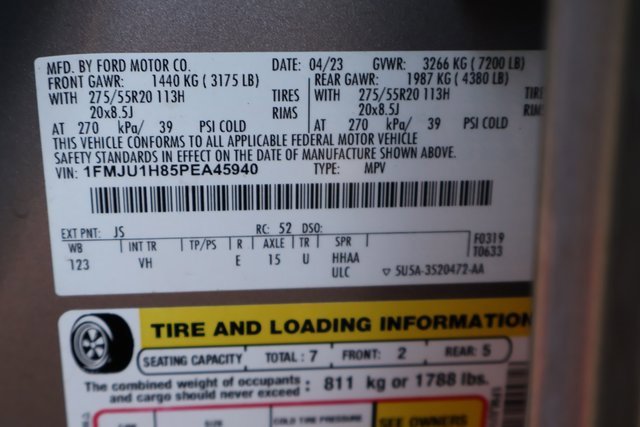 Certified 2023 Ford Expedition XLT image 42